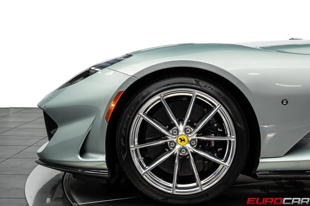 2022 Ferrari 812 GTS - Image 18 of 31