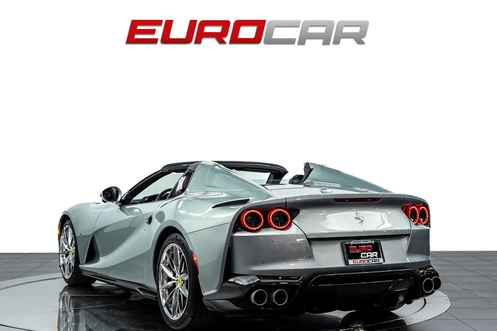 2022 Ferrari 812 GTS - Image 4 of 31