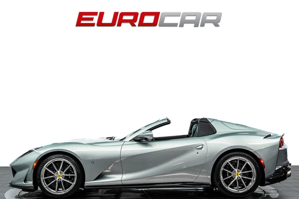 2022 Ferrari 812 GTS - Image 2 of 31