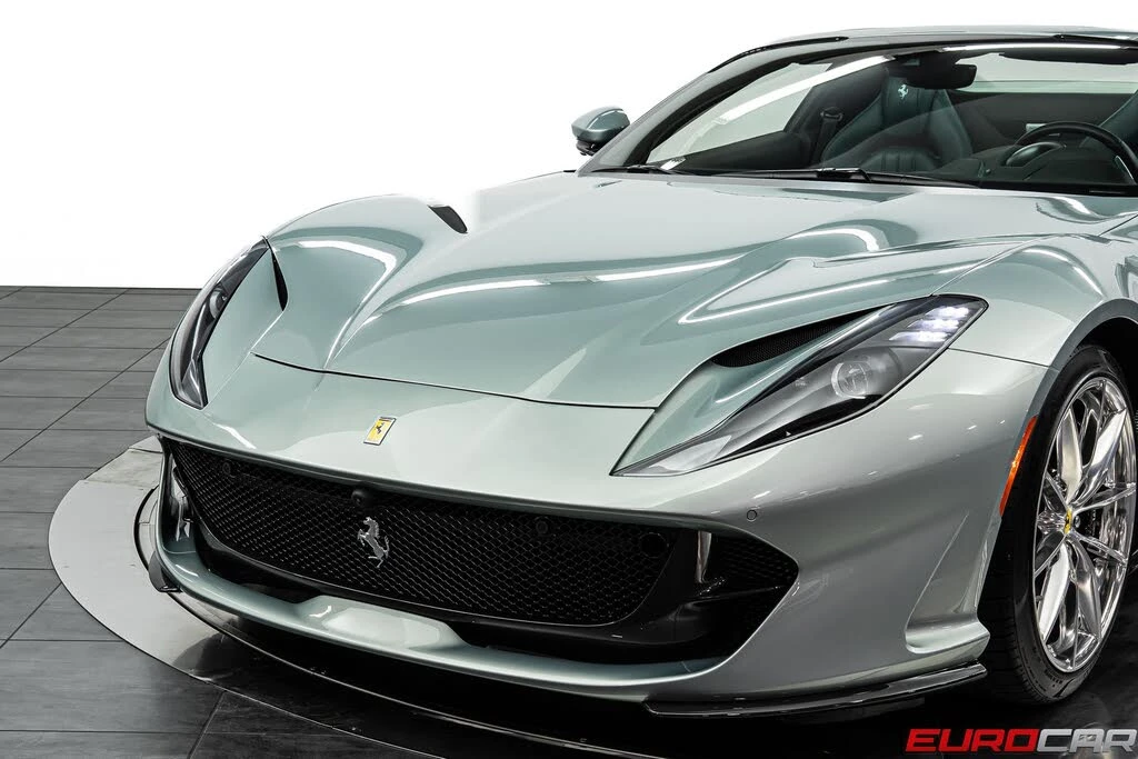 2022 Ferrari 812 GTS - Image 17 of 31