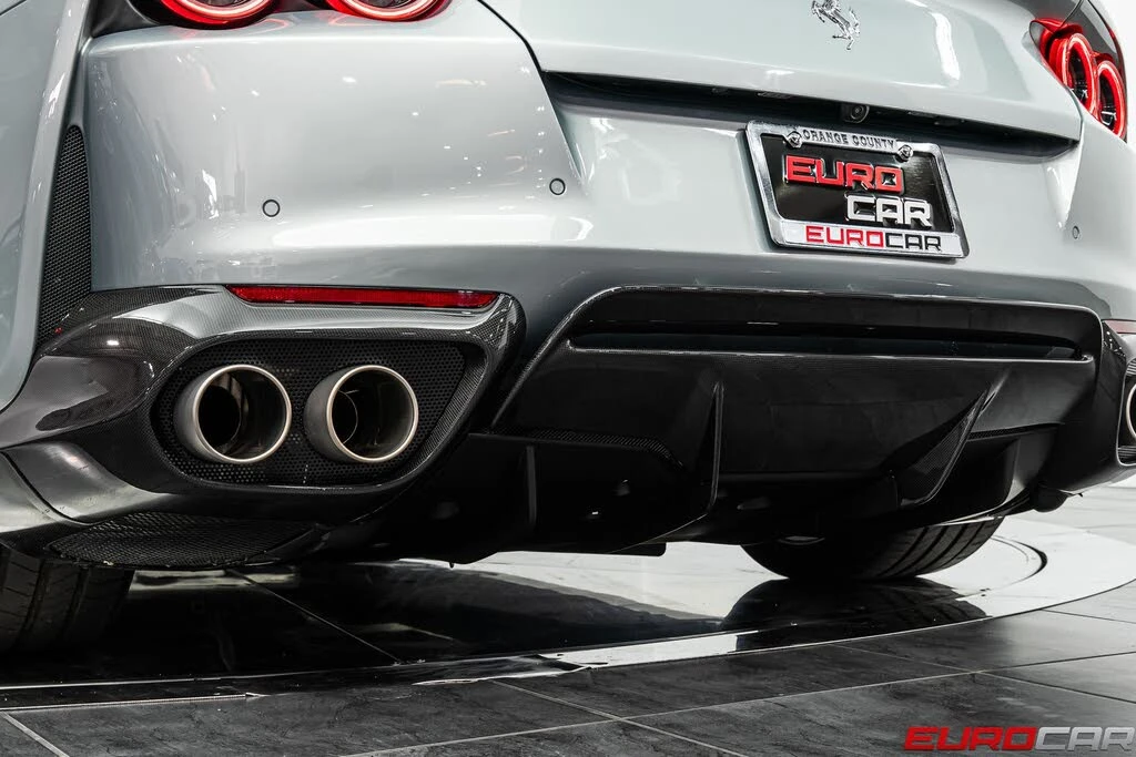 2022 Ferrari 812 GTS - Image 27 of 31