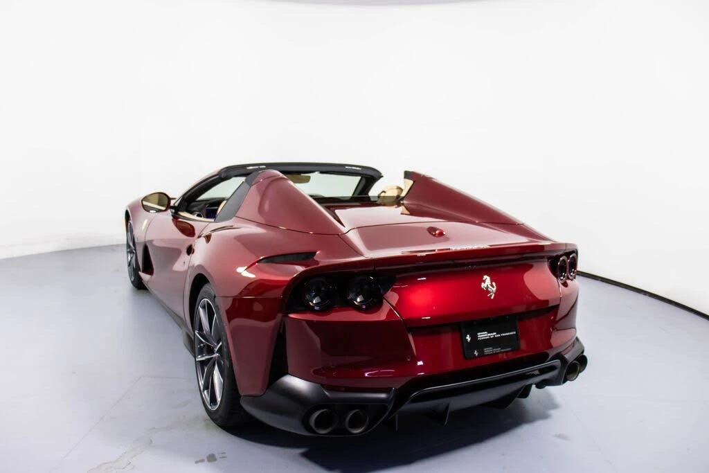 2022 Ferrari 812 GTS - Image 25 of 31