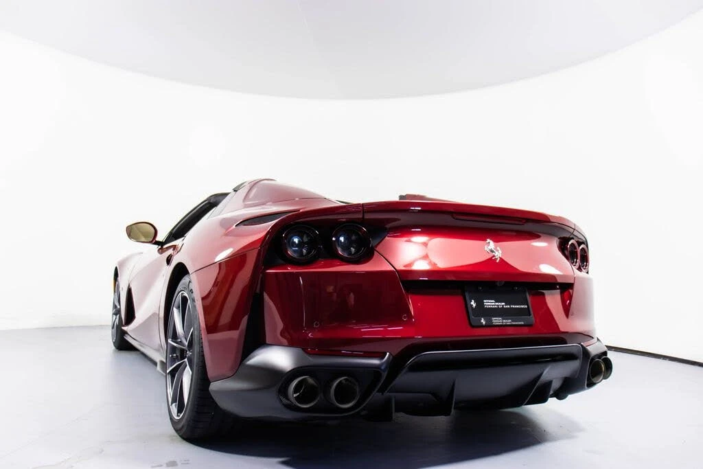 2022 Ferrari 812 GTS - Image 26 of 31