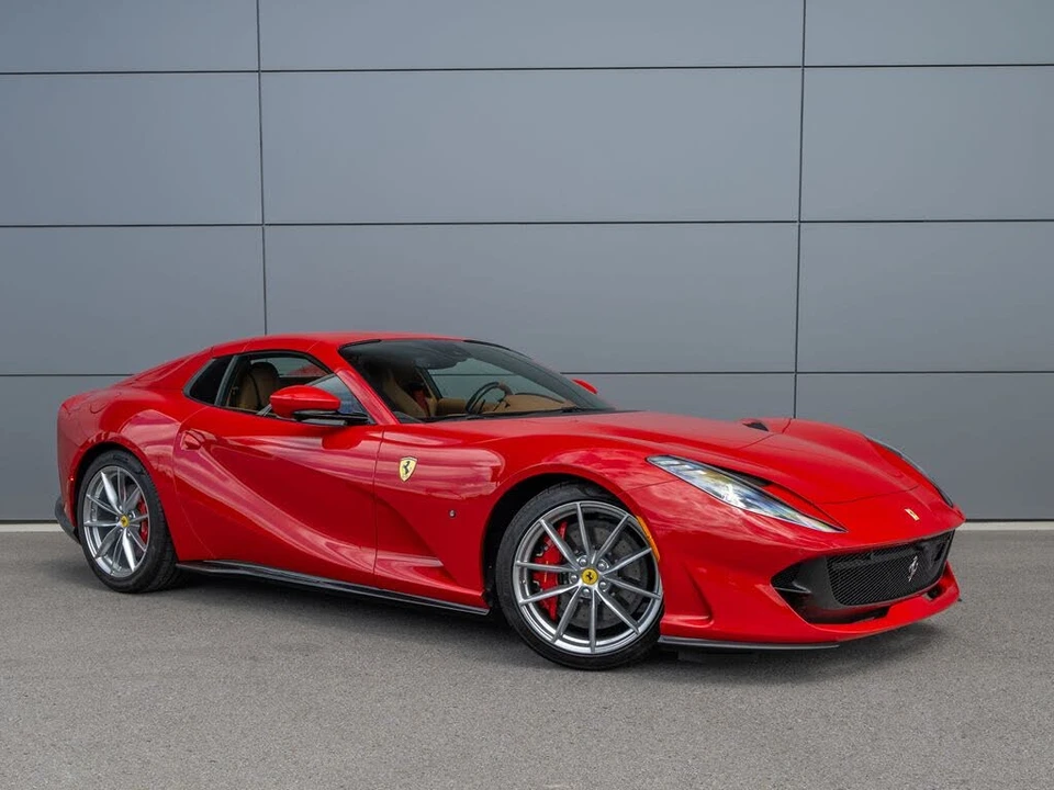 2022 Ferrari 812 GTS - Image 5 of 7