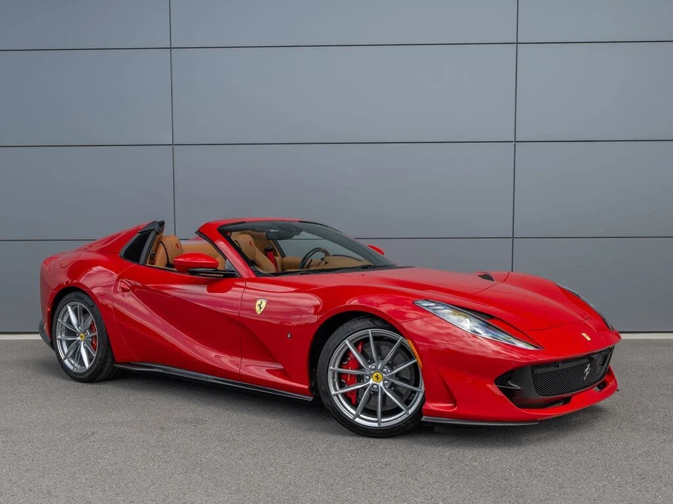 2022 Ferrari 812 GTS - Image 6 of 7
