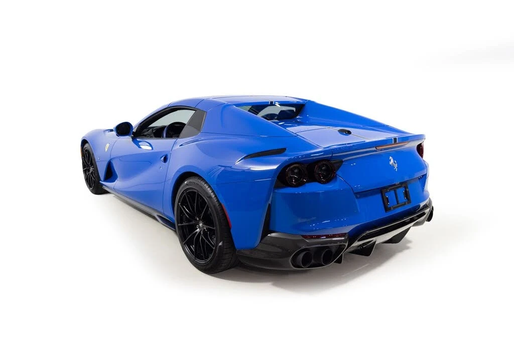 2022 Ferrari 812 GTS - Image 6 of 31