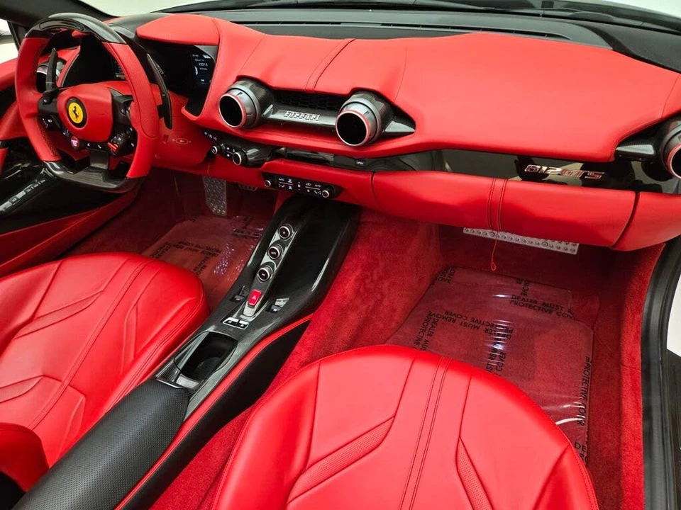 2022 Ferrari 812 GTS - Image 25 of 31