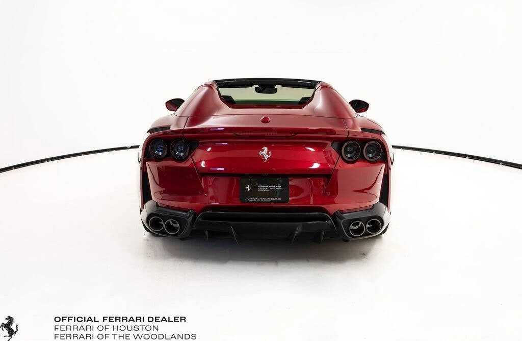 2022 Ferrari 812 GTS - Image 10 of 31