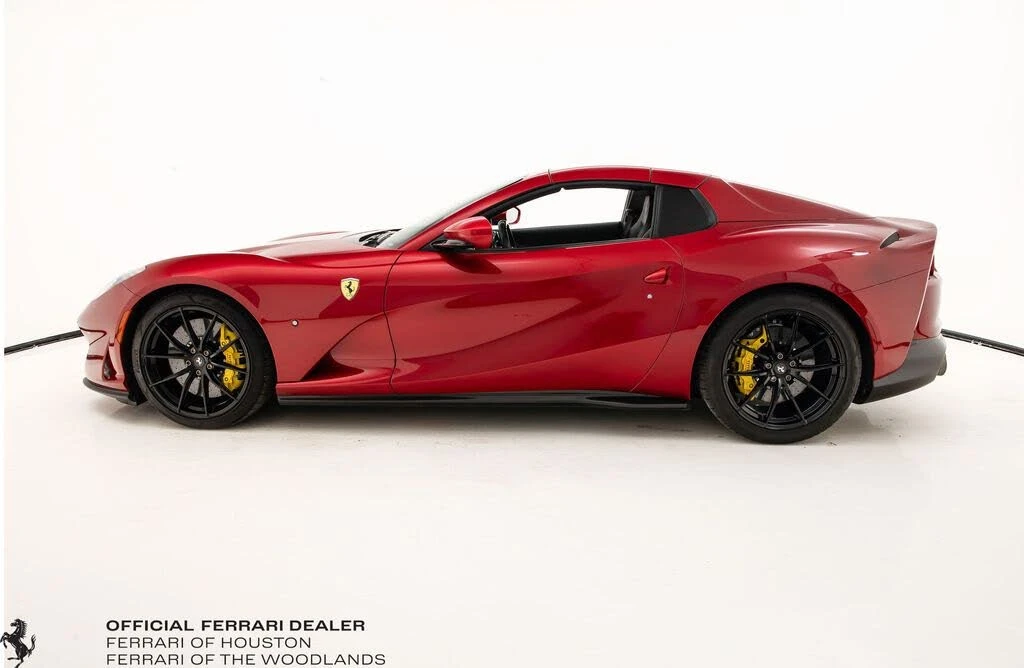 2022 Ferrari 812 GTS - Image 29 of 31