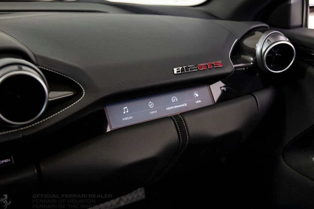 2022 Ferrari 812 GTS - Image 12 of 31