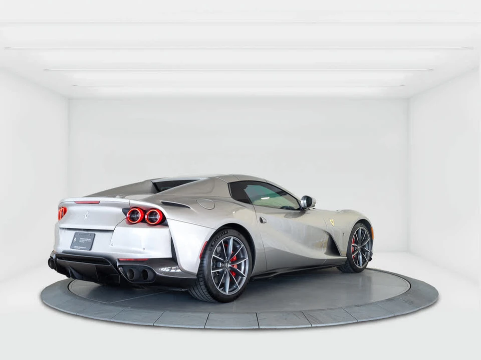 2022 Ferrari 812 GTS - Image 5 of 6