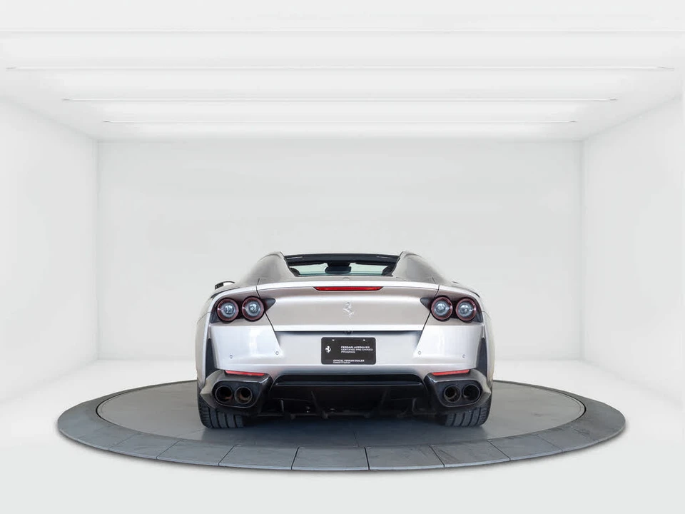 2022 Ferrari 812 GTS - Image 4 of 6