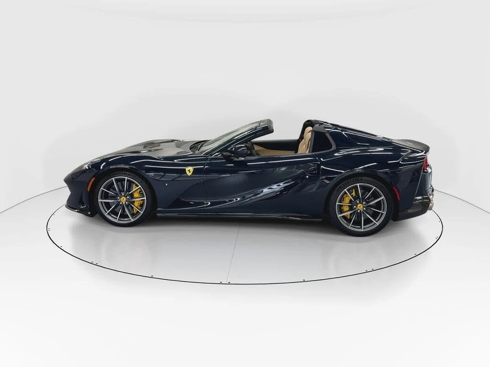 2022 Ferrari 812 GTS - Image 5 of 31