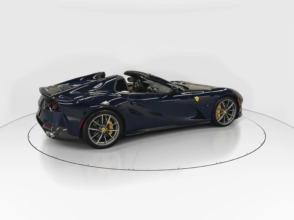 2022 Ferrari 812 GTS - Image 8 of 31