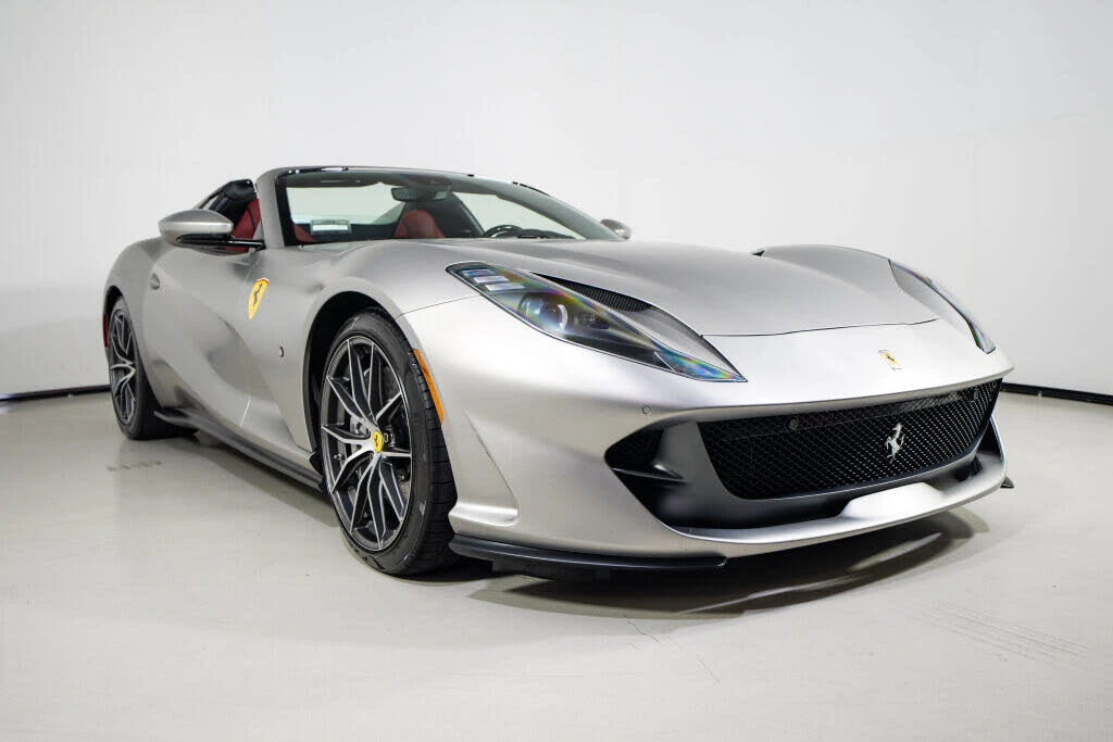 2022 Ferrari 812 GTS - Image 5 of 31