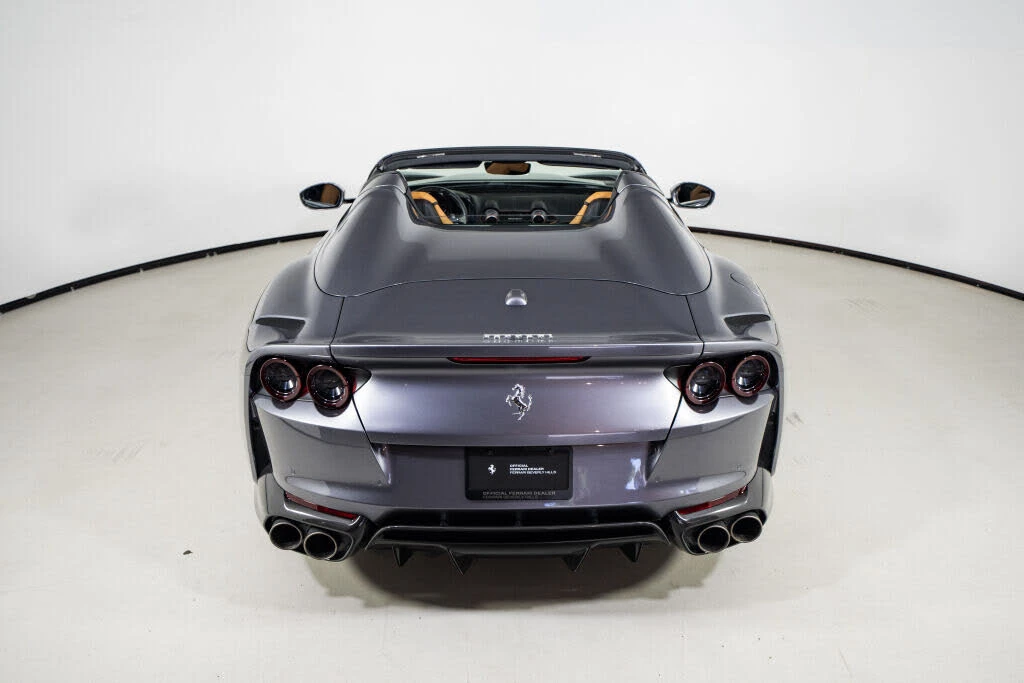 2022 Ferrari 812 GTS - Image 10 of 31