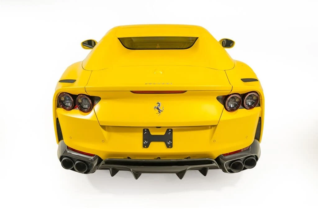 2022 Ferrari 812 GTS - Image 7 of 31