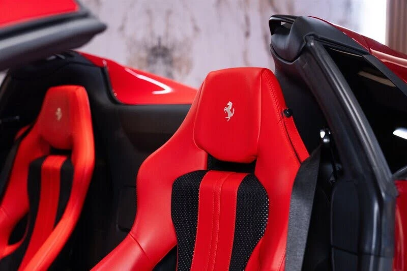 2022 Ferrari 812 GTS - Image 18 of 31