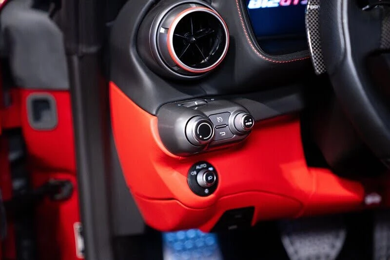2022 Ferrari 812 GTS - Image 23 of 31