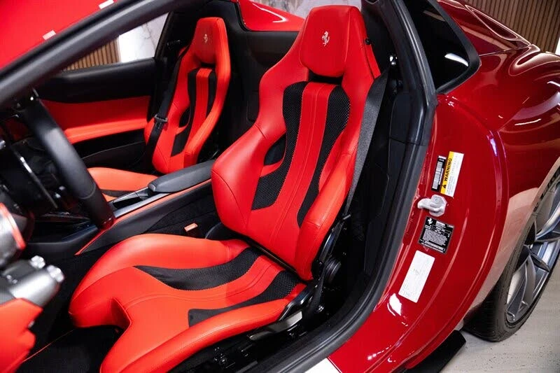 2022 Ferrari 812 GTS - Image 16 of 31