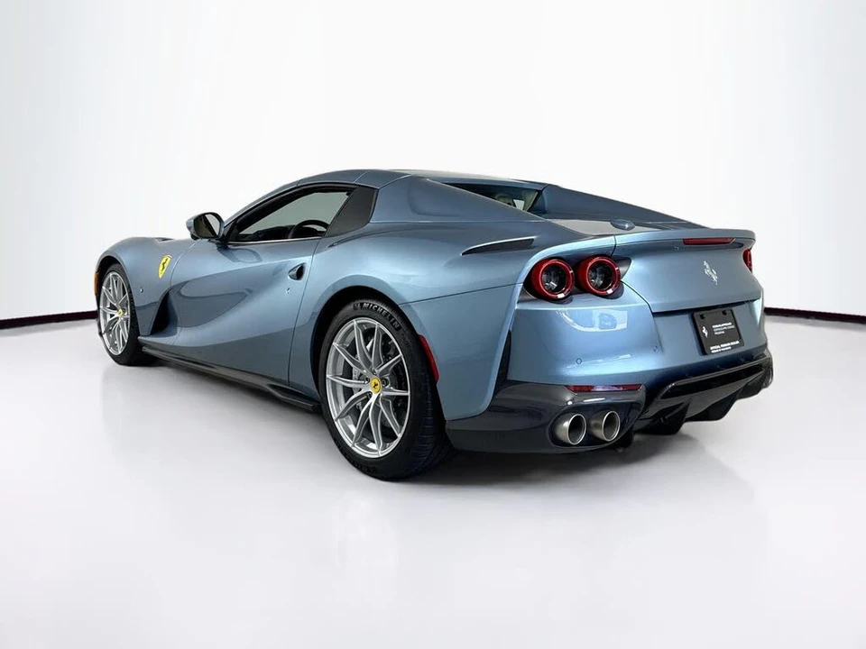 2022 Ferrari 812 GTS - Image 5 of 7