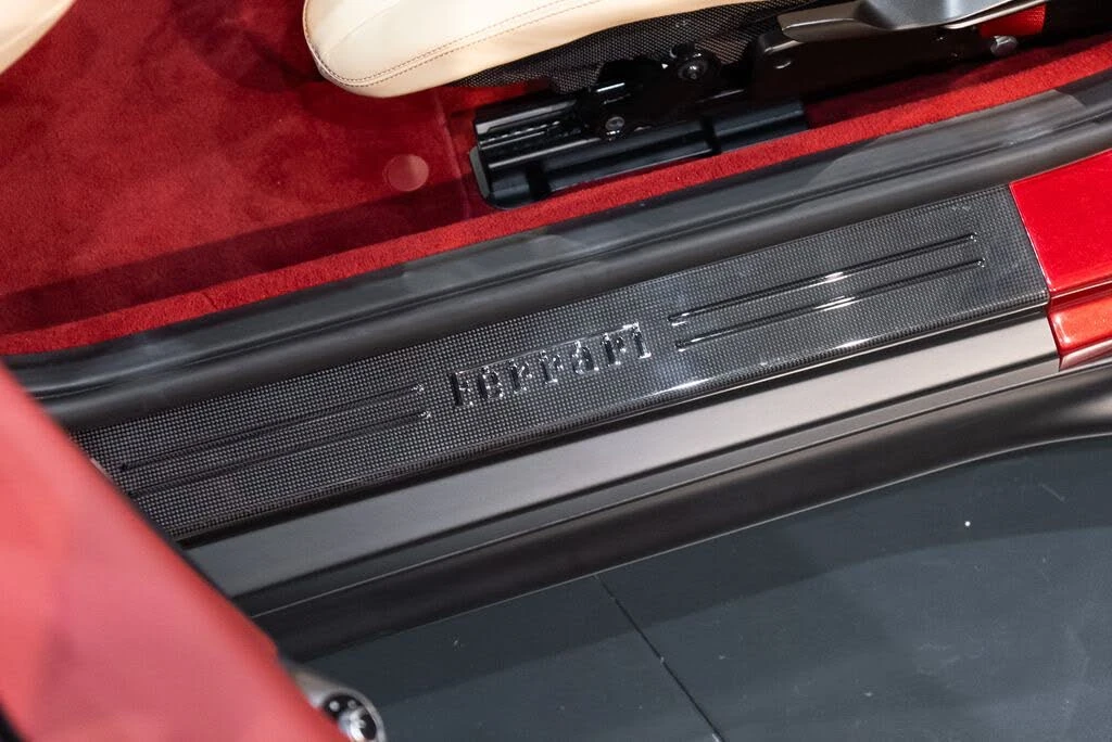 2022 Ferrari 812 GTS - Image 25 of 31