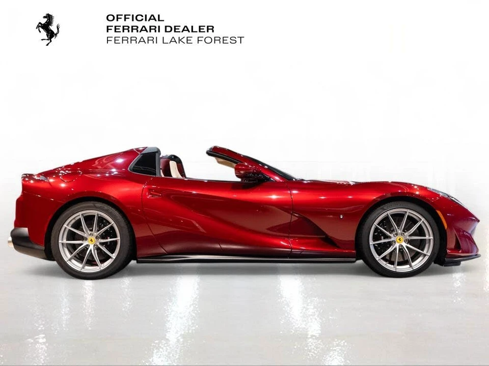 2022 Ferrari 812 GTS - Image 9 of 31