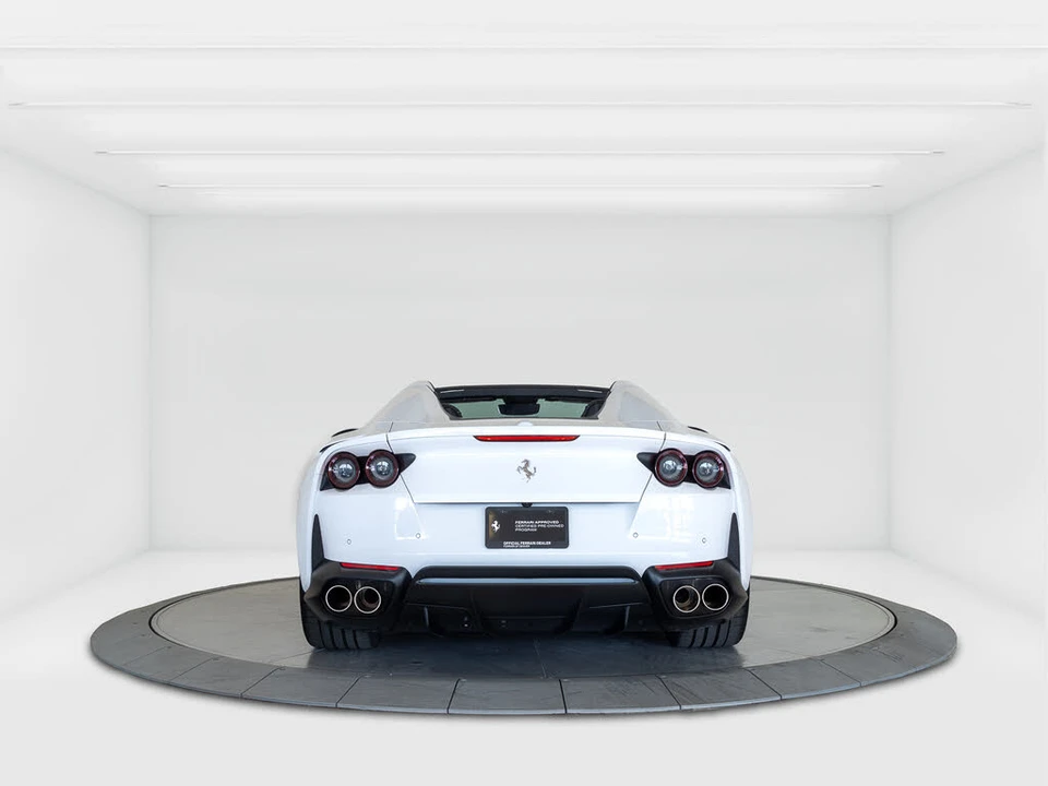 2022 Ferrari 812 GTS - Image 4 of 7