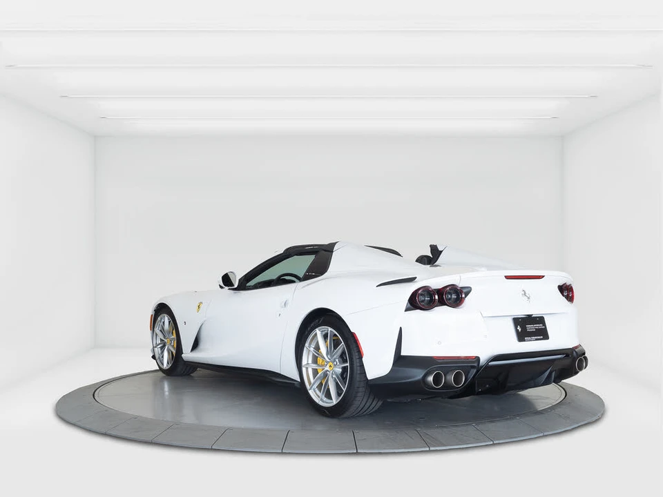 2022 Ferrari 812 GTS - Image 3 of 7