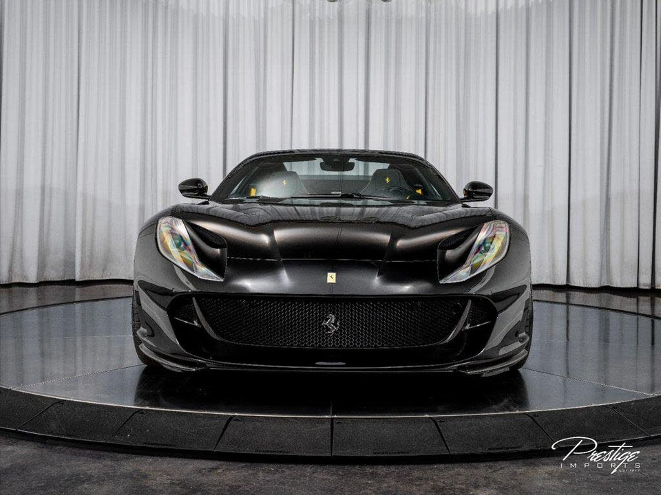 2022 Ferrari 812 GTS - Image 3 of 31