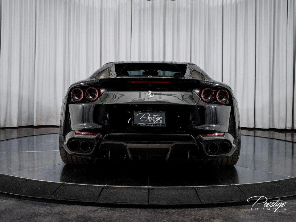 2022 Ferrari 812 GTS - Image 19 of 31
