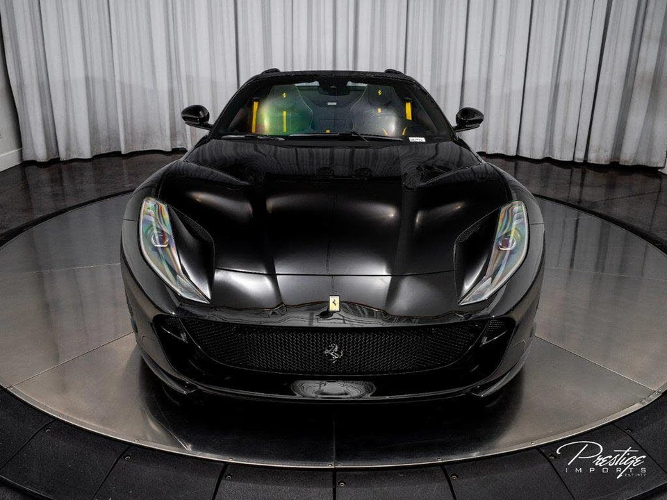2022 Ferrari 812 GTS - Image 5 of 31