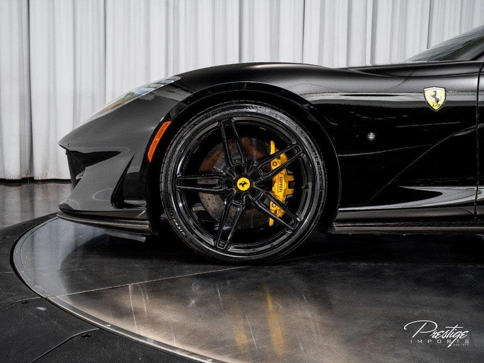 2022 Ferrari 812 GTS - Image 14 of 31