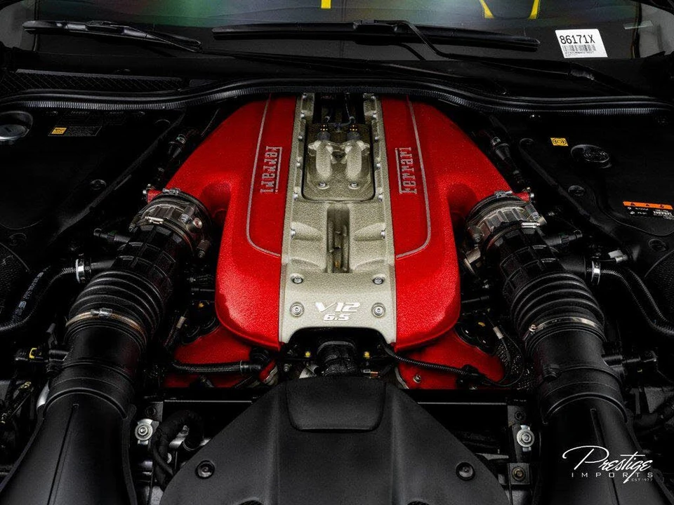 2022 Ferrari 812 GTS - Image 8 of 31