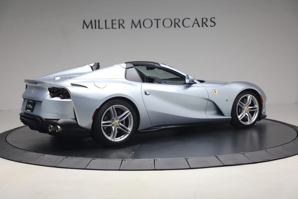 2022 Ferrari 812 GTS - Image 8 of 31