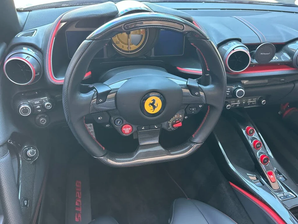 2022 Ferrari 812 GTS - Image 15 of 31
