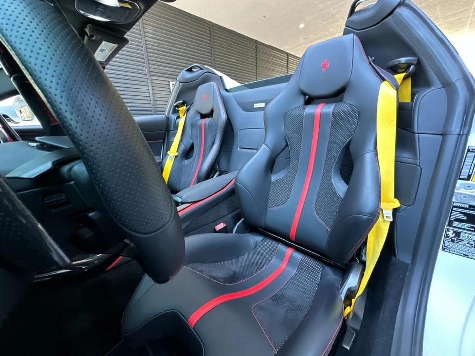 2022 Ferrari 812 GTS - Image 5 of 31