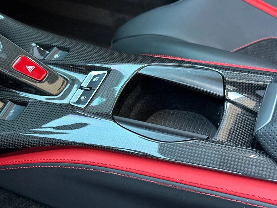 2022 Ferrari 812 GTS - Image 24 of 31