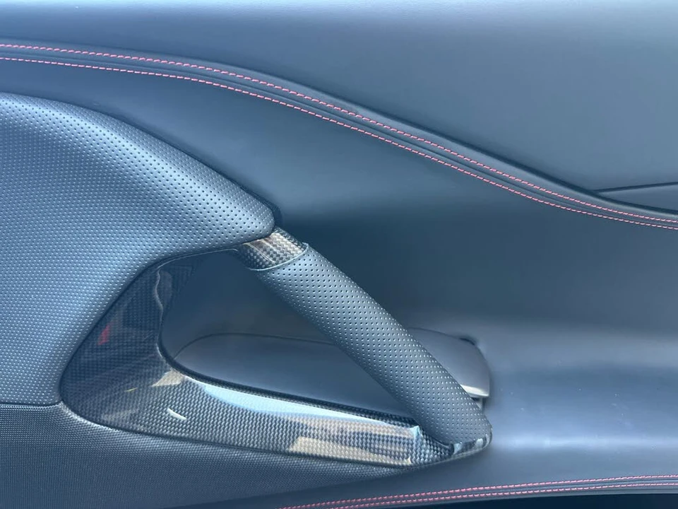 2022 Ferrari 812 GTS - Image 18 of 31