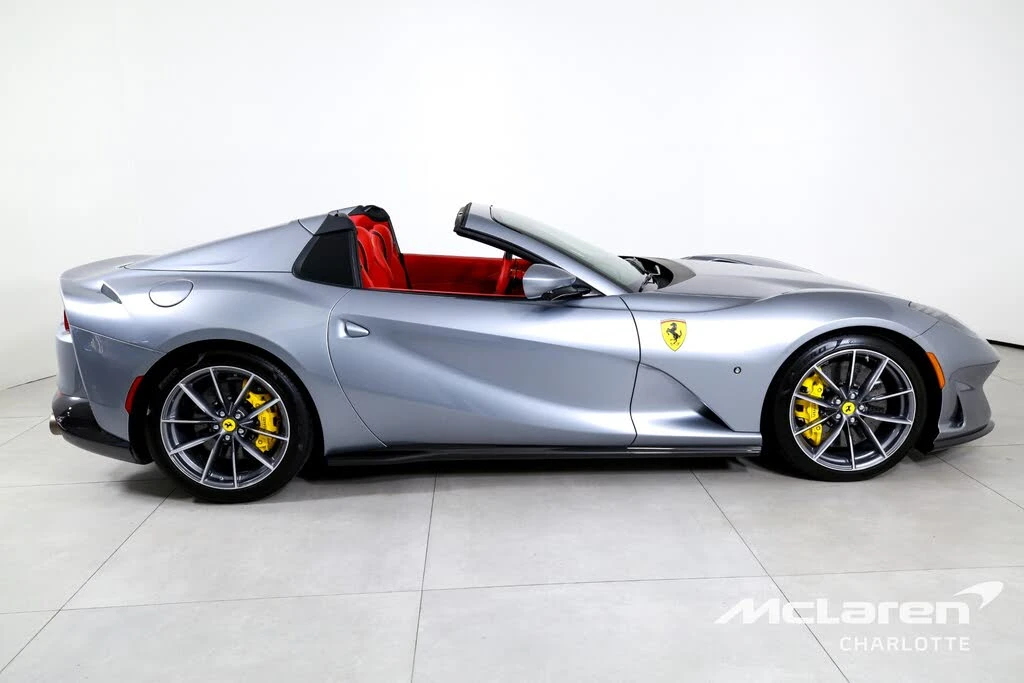 2022 Ferrari 812 GTS - Image 10 of 31