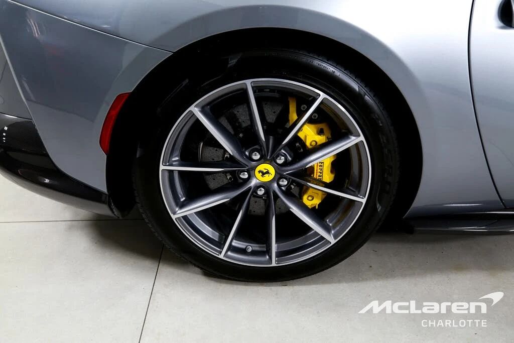 2022 Ferrari 812 GTS - Image 27 of 31