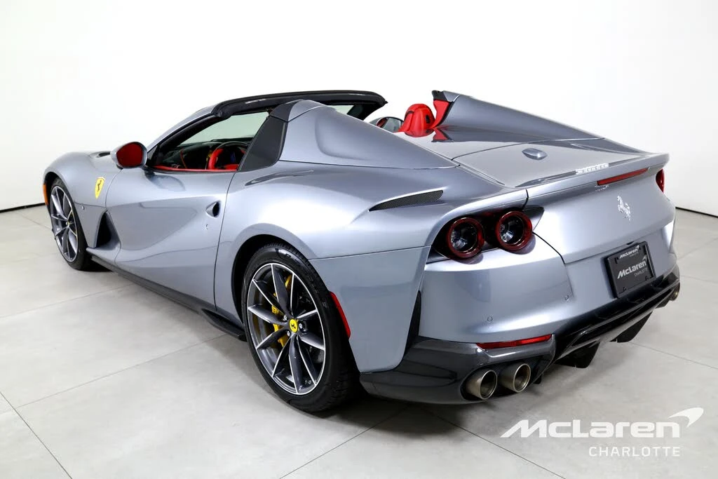 2022 Ferrari 812 GTS - Image 7 of 31