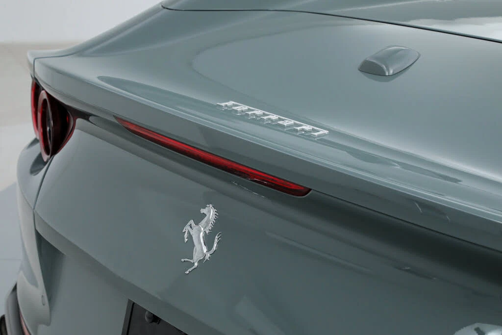 2022 Ferrari 812 GTS - Image 23 of 31