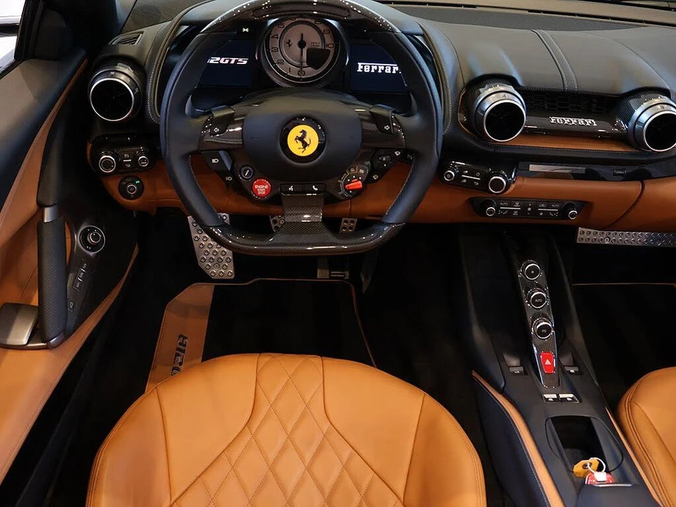 2022 Ferrari 812 GTS - Image 6 of 31