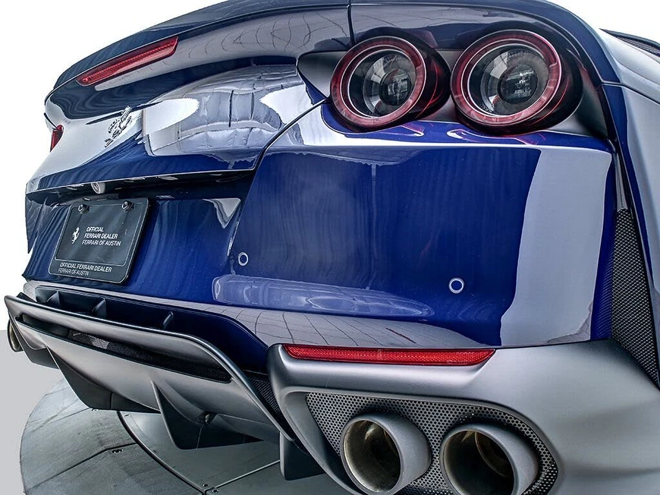 2022 Ferrari 812 GTS - Image 27 of 31