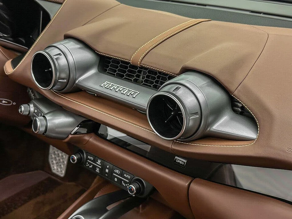 2022 Ferrari 812 GTS - Image 22 of 31