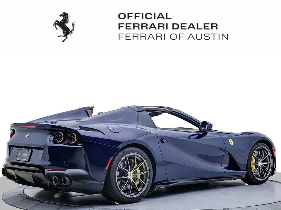 2022 Ferrari 812 GTS - Image 8 of 31
