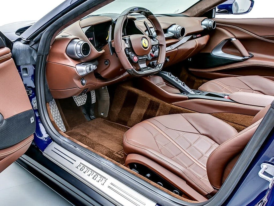 2022 Ferrari 812 GTS - Image 10 of 31