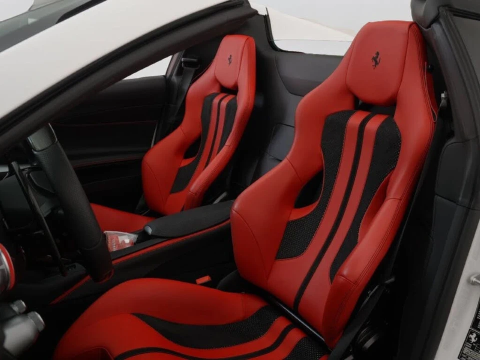 2022 Ferrari 812 GTS - Image 7 of 31