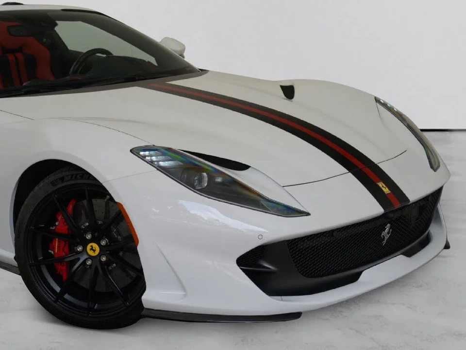2022 Ferrari 812 GTS - Image 2 of 31